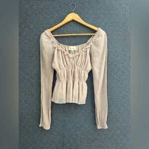 Women's Cream/light pink cottage core Long Sleeve Top